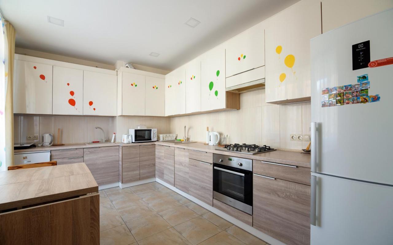 Colored Balloons - 3 Bedrooms, 3 Bathrooms, Equipped Large Apartments Leópolis Exterior foto