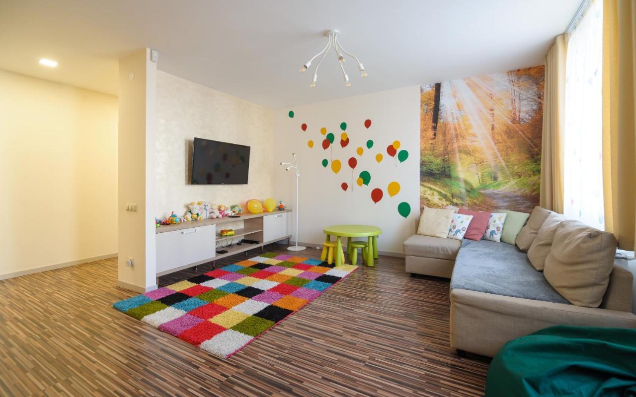Colored Balloons - 3 Bedrooms, 3 Bathrooms, Equipped Large Apartments Leópolis Exterior foto