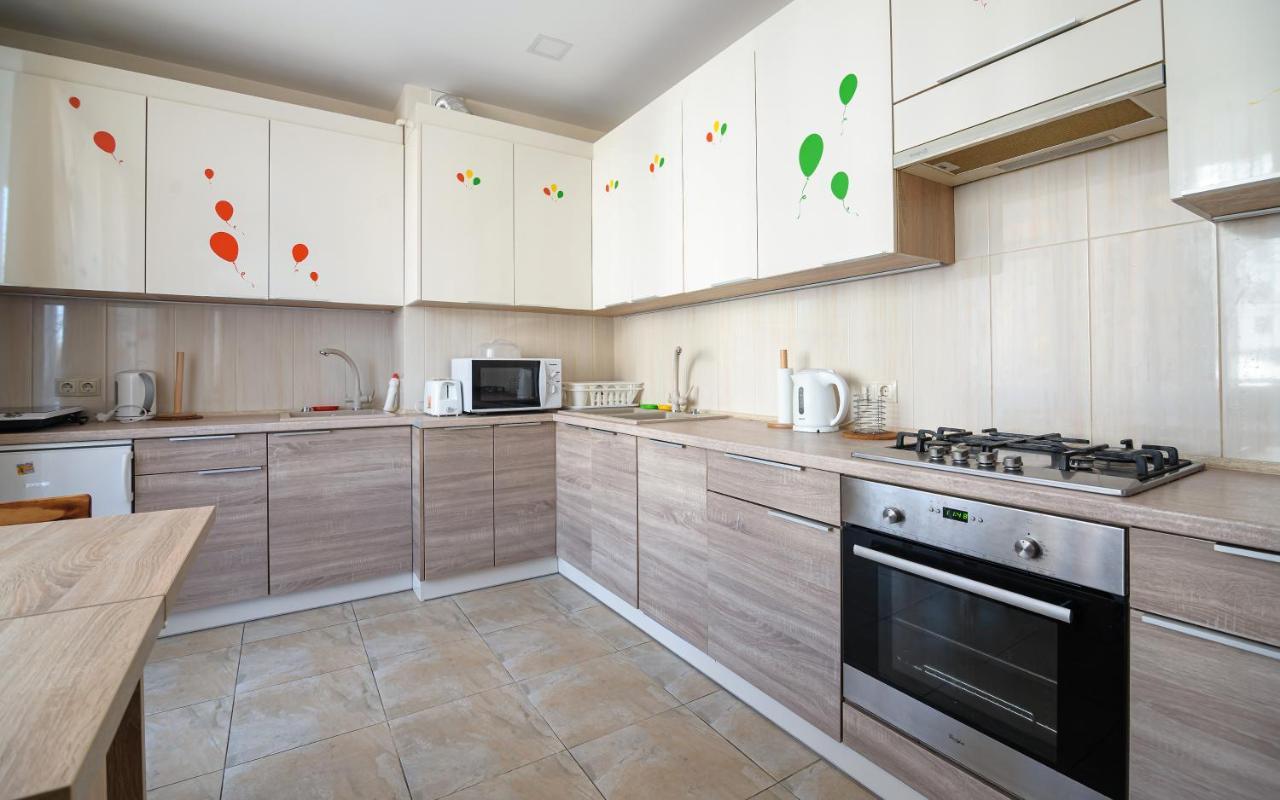 Colored Balloons - 3 Bedrooms, 3 Bathrooms, Equipped Large Apartments Leópolis Exterior foto