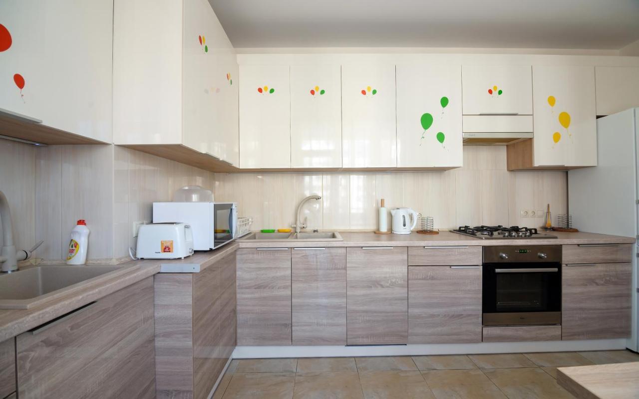 Colored Balloons - 3 Bedrooms, 3 Bathrooms, Equipped Large Apartments Leópolis Exterior foto
