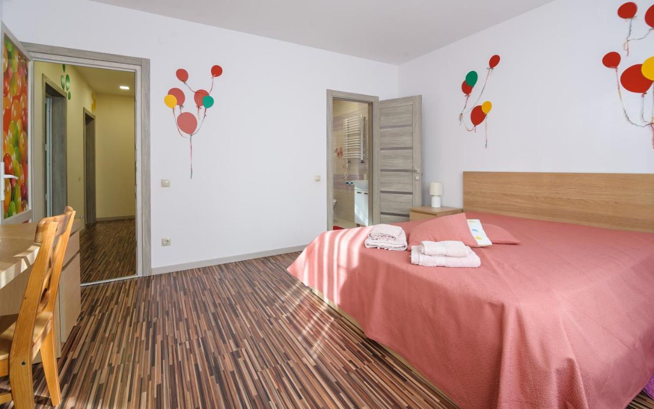 Colored Balloons - 3 Bedrooms, 3 Bathrooms, Equipped Large Apartments Leópolis Exterior foto